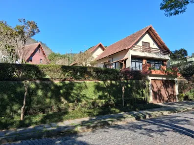 Casa com 3 Quartos à venda, 211m² no Cônego, Nova Friburgo