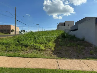 Lote/Terreno à venda, 443m² no Recreio dos Bandeirantes, Uberaba