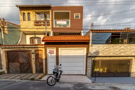 Sobrado com 3 Quartos à venda, 300m² no Parque João Ramalho, Santo André
