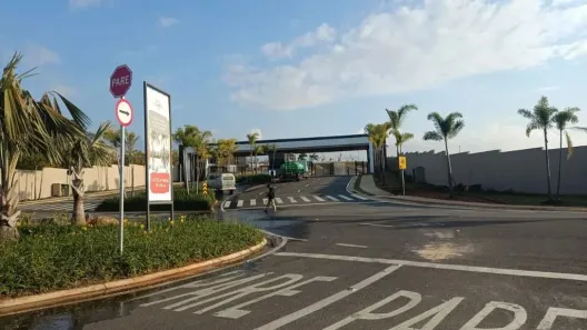 Lote/Terreno à venda, 639m² no Vila Sônia (Sousas), Campinas
