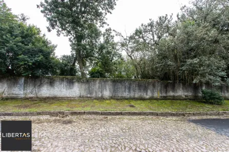 Lote/Terreno à venda, 300m² no Espírito Santo, Porto Alegre
