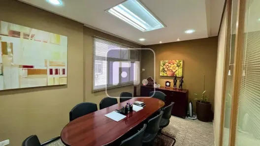 Sala Comercial para alugar, 200m² no Bela Vista, São Paulo