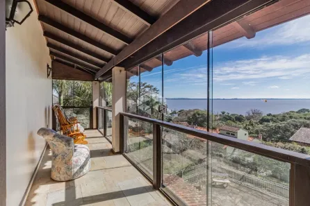 Casa com 4 Quartos à venda, 500m² no Vila Conceição, Porto Alegre