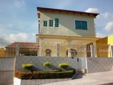Casa com 3 Quartos à venda, 279m² no São José Operário, Manaus