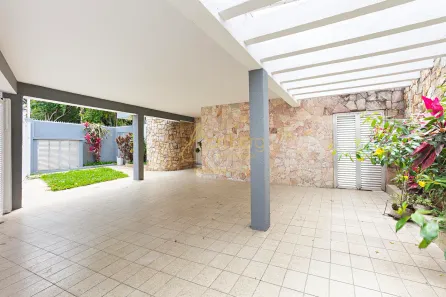 Casa com 5 Quartos à venda, 300m² no Lar São Paulo, São Paulo