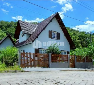 Casa com 3 Quartos à venda, 150m² no São Pedro, Brusque