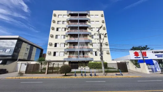 Apartamento com 3 Quartos para alugar, 98m² no América, Joinville