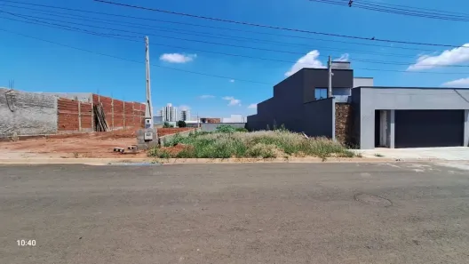 Lote/Terreno à venda, 300m² no Jardim dos Manacás, Santa Bárbara D'Oeste