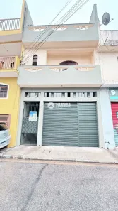 Sobrado com 3 Quartos à venda, 221m² no Santo Antônio, Osasco