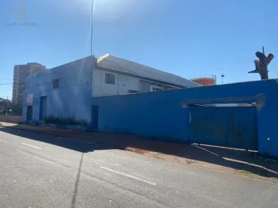 Galpão/Depósito/Armazém para alugar, 1200m² no Vitória, Londrina