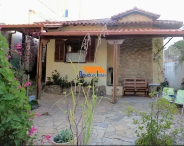 Casa com 4 Quartos à venda, 250m² no Sagrada Família, Belo Horizonte