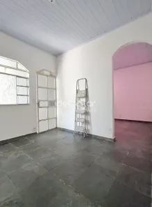 Casa com 1 Quarto para alugar, 40m² no Piratininga (Venda Nova), Belo Horizonte