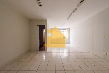 Sala Comercial para alugar, 39m² no Zona Industrial, Brasília