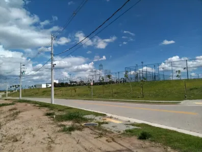 à venda, 406m² no Urbanova, São José dos Campos