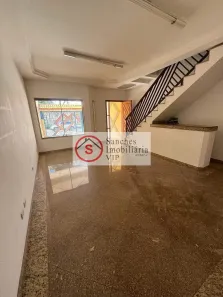Sobrado com 3 Quartos para alugar, 180m² no Jardim Avelino, São Paulo