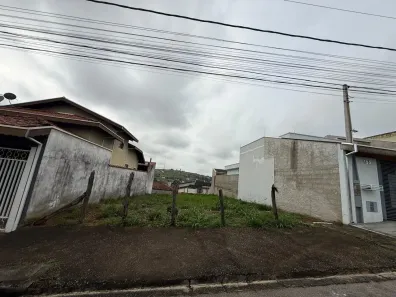 Lote/Terreno à venda, 275m² no Jardim Continental II, Taubaté