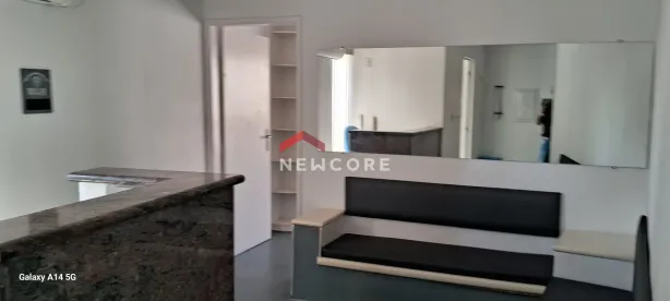 Sala Comercial à venda, 38m² no Centro, São José dos Campos
