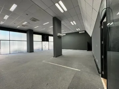 Ponto Comercial para alugar, 217m² no Estreito, Florianópolis