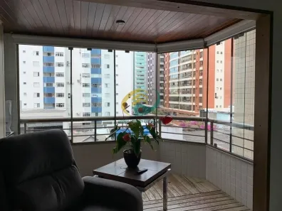 Apartamento com 3 Quartos à venda, 134m² no Centro, Florianópolis