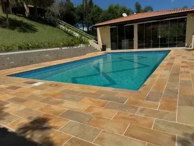 Fazenda/Sítio com 4 Quartos à venda, 650m² no Chácaras Condomínio Recanto Pássaros II, Jacareí