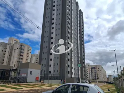 Apartamento com 2 Quartos para alugar, 45m² no Laranjeiras, Uberlândia