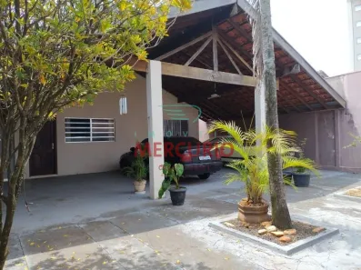 Casa com 3 Quartos à venda, 200m² no Jardim Colonial, Bauru