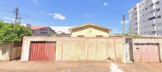 Casa com 5 Quartos à venda, 150m² no Osvaldo Rezende, Uberlândia