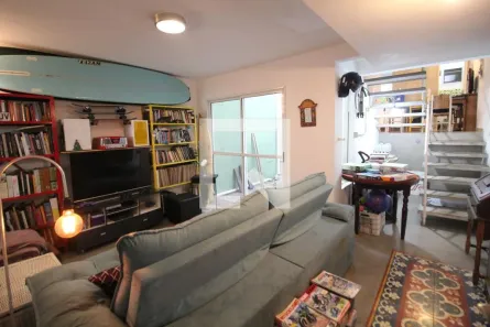 Casa com 3 Quartos à venda, 200m² no Cidade São Francisco, São Paulo