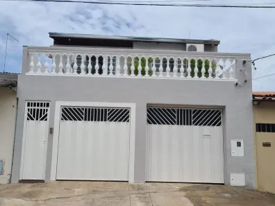 Casa com 3 Quartos à venda, 200m² no Cidade Vera Cruz, Aparecida de Goiânia