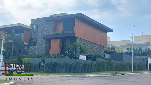 Casa com 4 Quartos à venda, 475m² no Lagoa da Conceição, Florianópolis