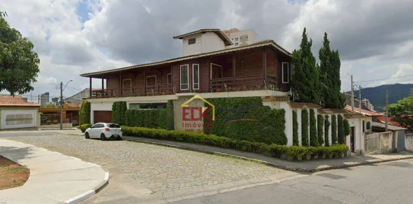 Sobrado com 4 Quartos à venda, 426m² no Centro, Mogi das Cruzes