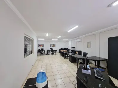 Ponto Comercial para alugar, 435m² no Vitória, Londrina