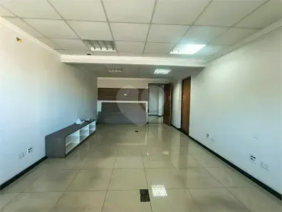 Prédio Comercial para venda ou aluguel, 250m² no Jardim Bonfiglioli, São Paulo