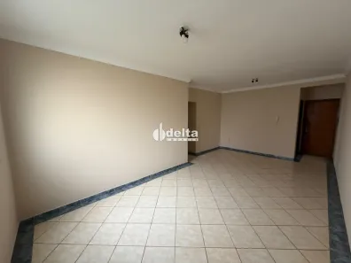 Apartamento com 3 Quartos para alugar, 105m² no Santa Mônica, Uberlândia