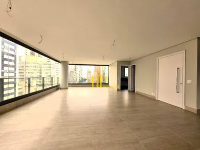 Apartamento com 3 Quartos à venda, 193m² no Vila Nova Conceição, São Paulo