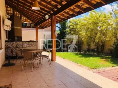 Casa de Condomínio com 3 Quartos à venda, 230m² no Ortizes, Valinhos