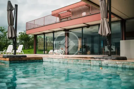 Casa de Condomínio com 3 Quartos à venda, 387m² no , Hidrolândia