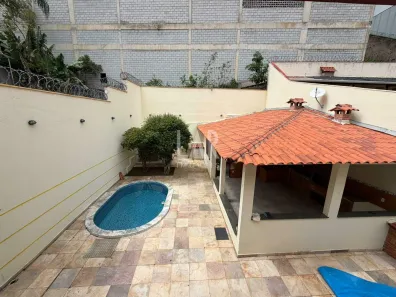Casa com 4 Quartos à venda, 350m² no Santa Lúcia, Belo Horizonte