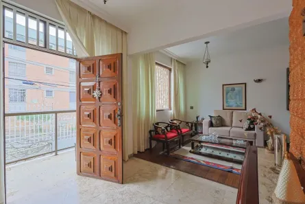 Casa com 3 Quartos à venda, 230m² no Nova Suíssa, Belo Horizonte