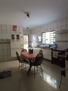 Casa com 3 Quartos à venda, 301m² no Jardim Eulina, Campinas