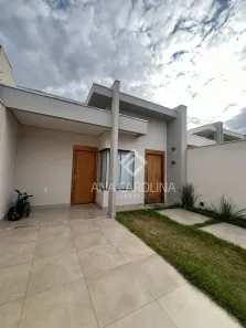 Casa com 3 Quartos à venda, 90m² no Planalto, Montes Claros