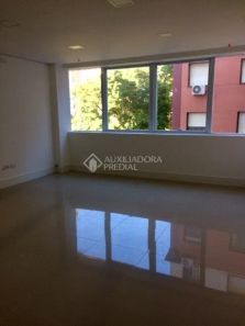 Sala Comercial à venda, 33m² no Mont Serrat, Porto Alegre