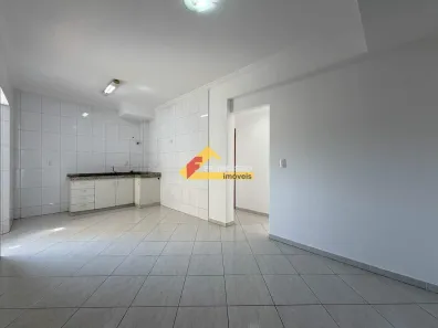 Apartamento com 3 Quartos para alugar, 82m² no Centro, Divinópolis