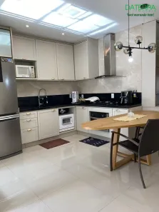Sobrado com 3 Quartos à venda, 148m² no Goiânia 2, Goiânia