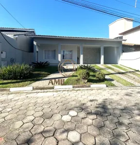 Casa de Condomínio com 4 Quartos à venda, 330m² no , Santa Isabel