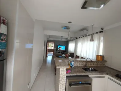 Casa com 3 Quartos à venda, 220m² no Jardim São Francisco, Piratininga