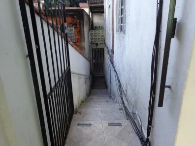 Casa com 2 Quartos para alugar, 60m² no Jardim Carlu, São Paulo