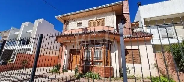 Casa com 5 Quartos à venda, 239m² no Hípica, Porto Alegre