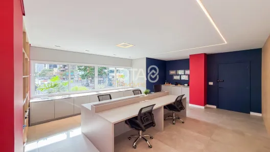 Sala Comercial à venda, 90m² no Centro, Curitiba