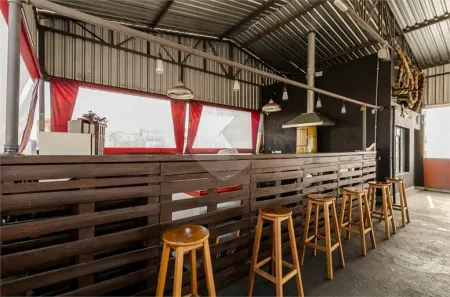 Prédio Comercial à venda, 500m² no Vila Firmiano Pinto, São Paulo